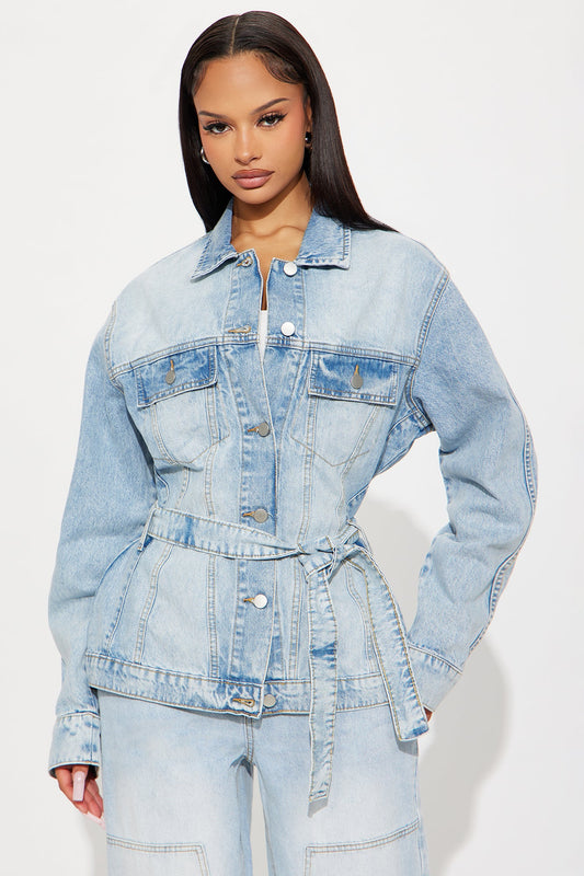 Senara Selene Belted Hourglass Denim Jacket - Light Wash