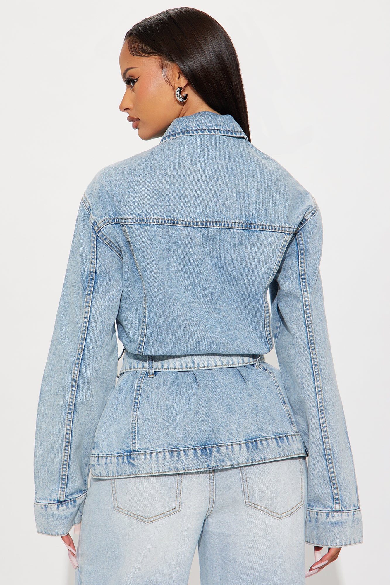 Senara Selene Belted Hourglass Denim Jacket - Light Wash