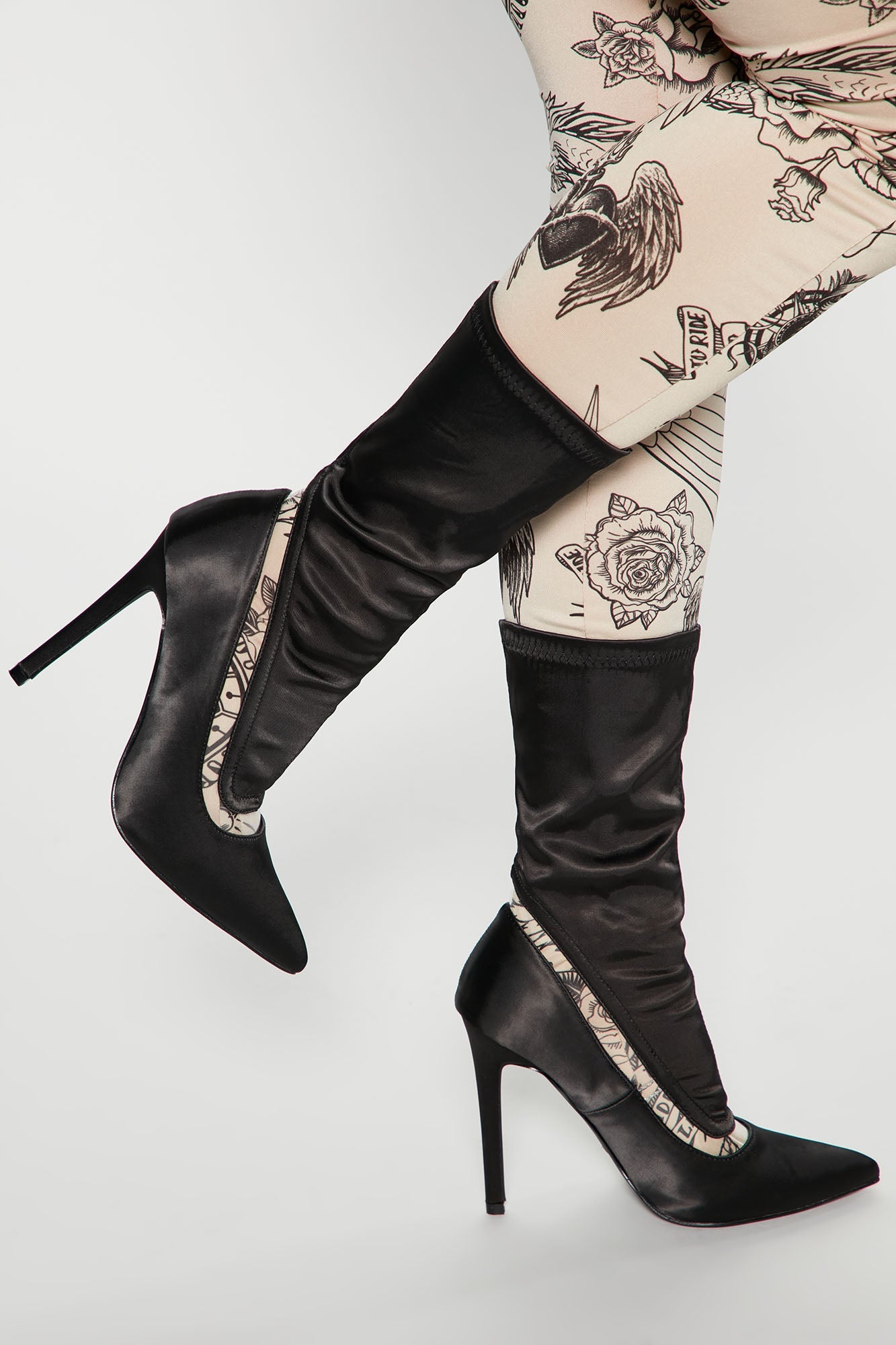 Everleigh Booties - Black
