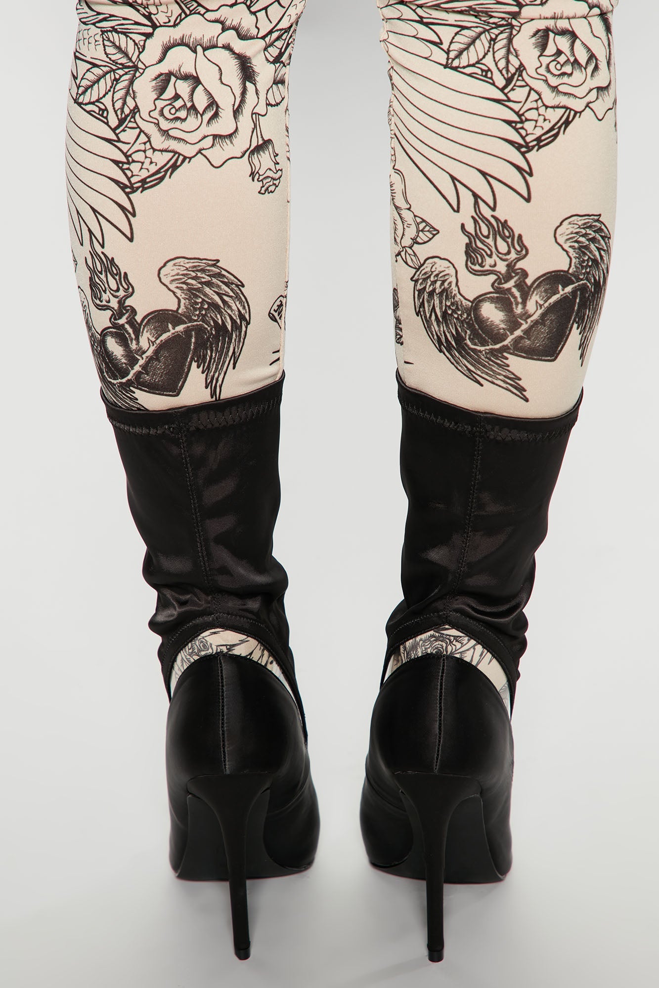 Everleigh Booties - Black