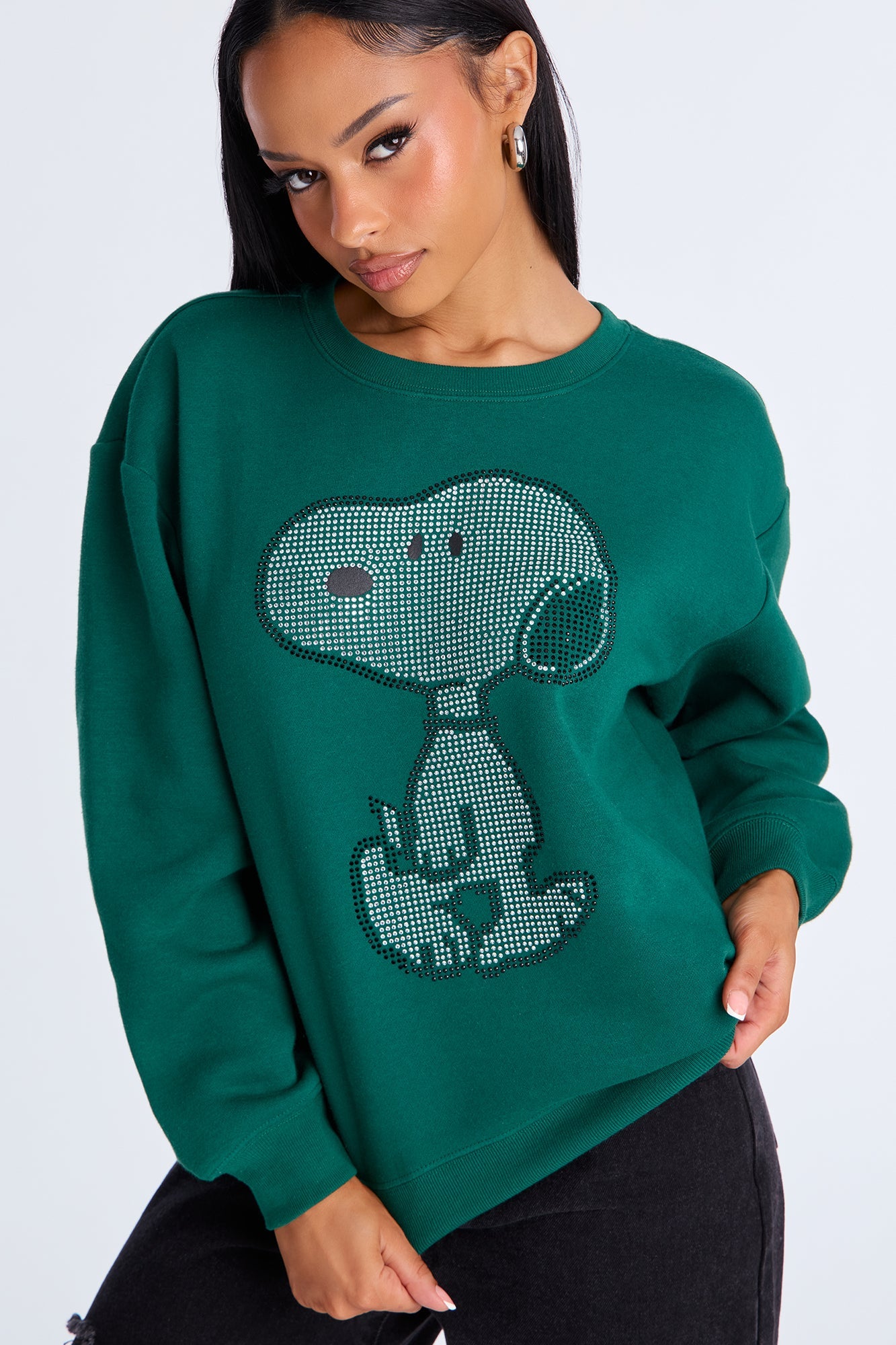 Senara Snoopy Rhinestone Crew Neck Sweatshirt - Green