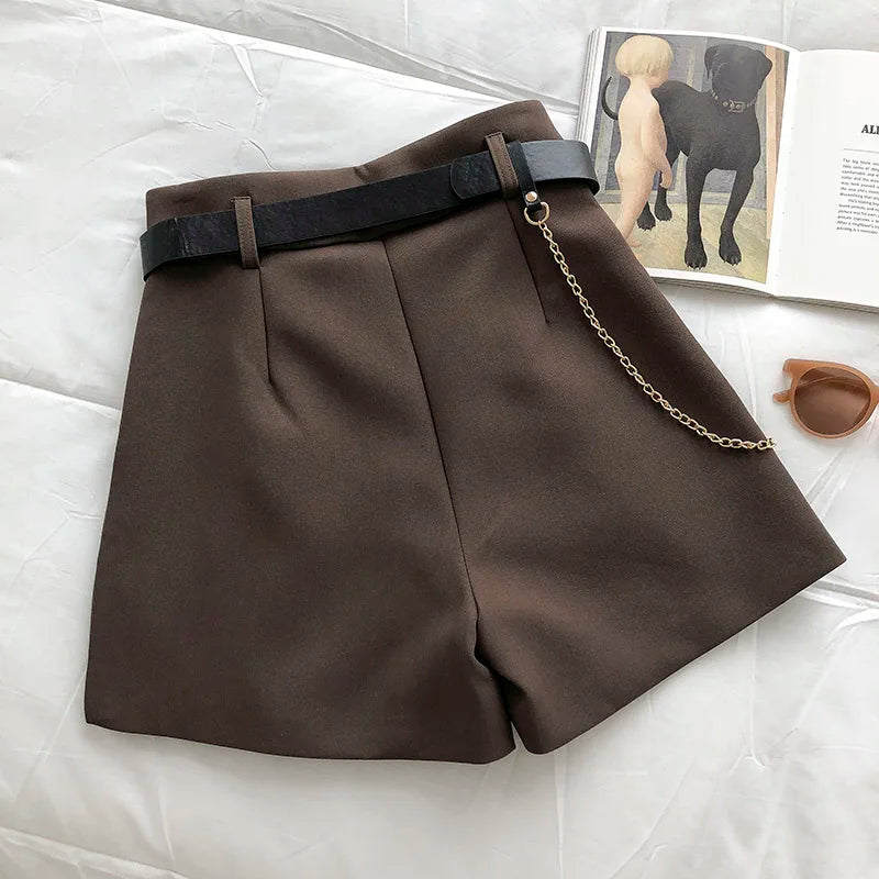 Senara Elegant Wool Shorts
