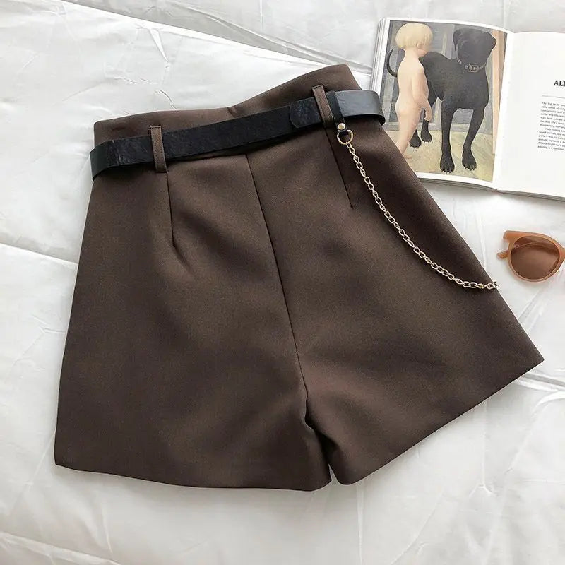 Senara Elegant Wool Shorts
