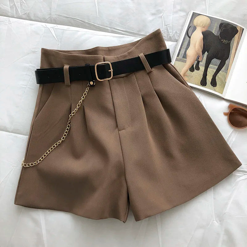 Senara Elegant Wool Shorts