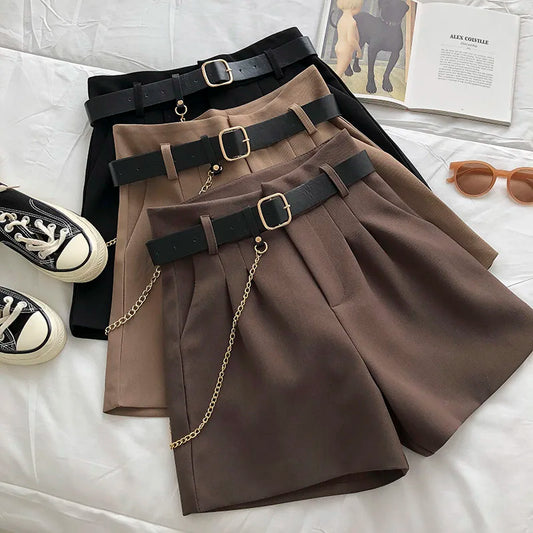 Senara Elegant Wool Shorts
