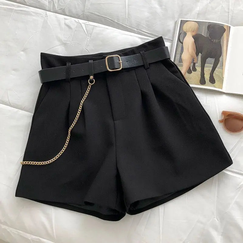 Senara Elegant Wool Shorts