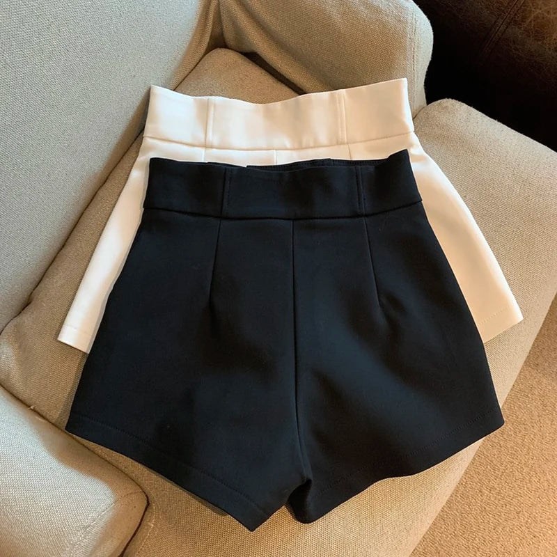 Senara Sleek Fit Shorts