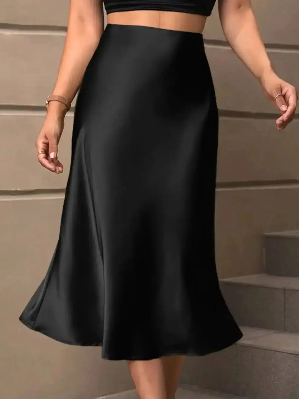 Senara Satin Midi Skirt