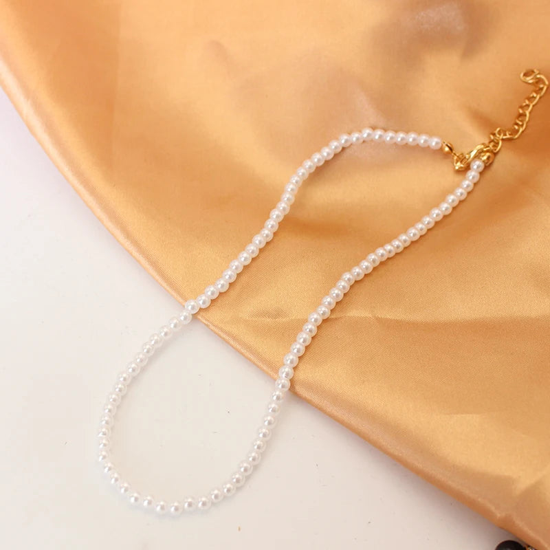 Senara Elara Pearl Necklace
