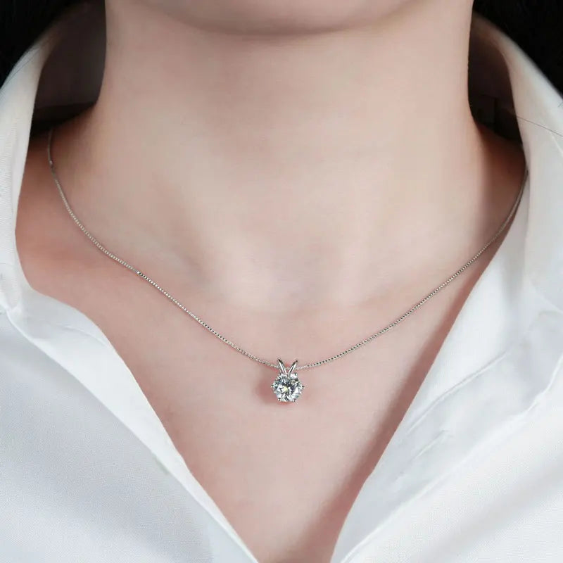 Senara Pure Solitaire Necklace