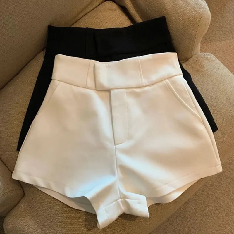 Senara Sleek Fit Shorts