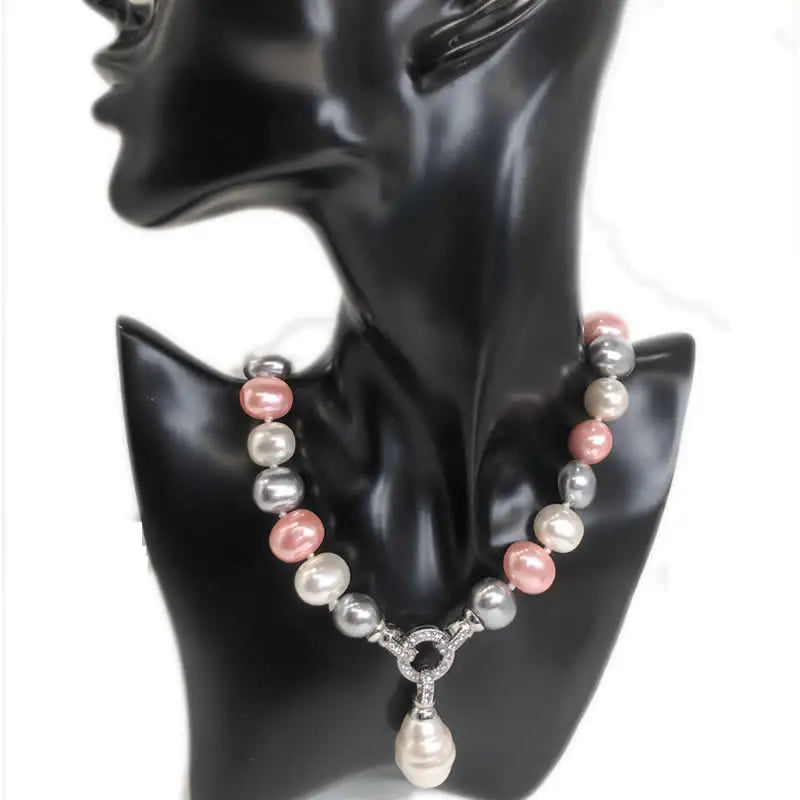Senara Vianne Necklace