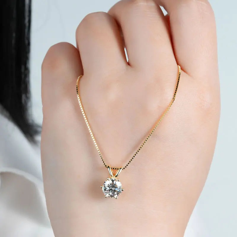Senara Pure Solitaire Necklace
