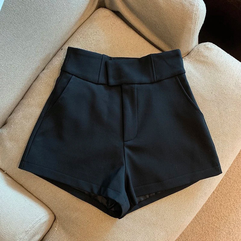 Senara Sleek Fit Shorts