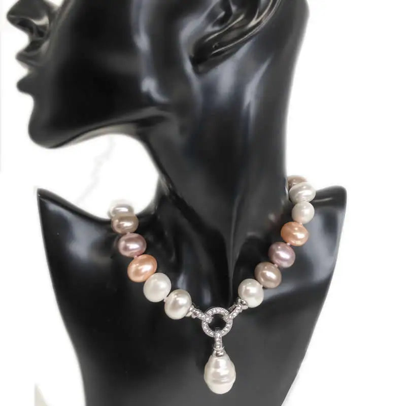 Senara Vianne Necklace