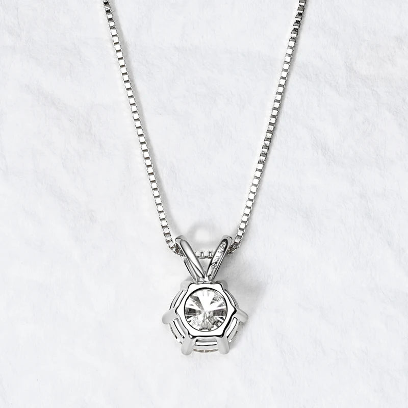 Senara Pure Solitaire Necklace