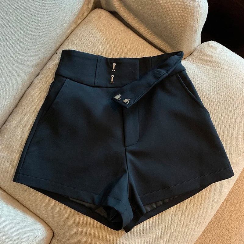 Senara Sleek Fit Shorts