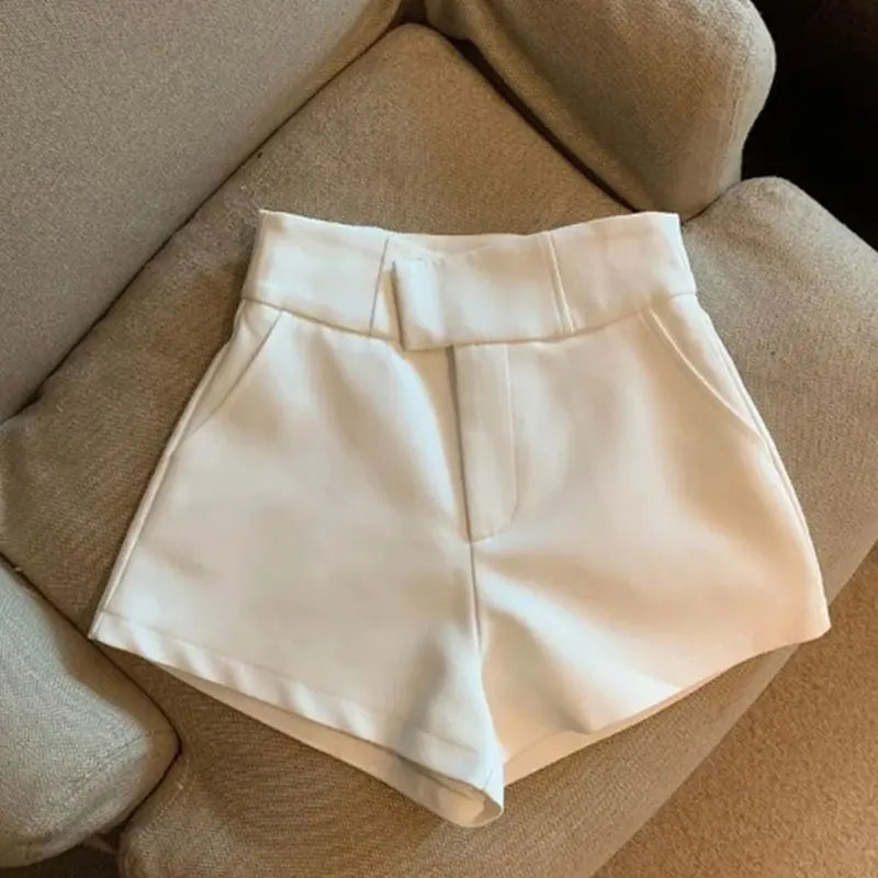 Senara Sleek Fit Shorts