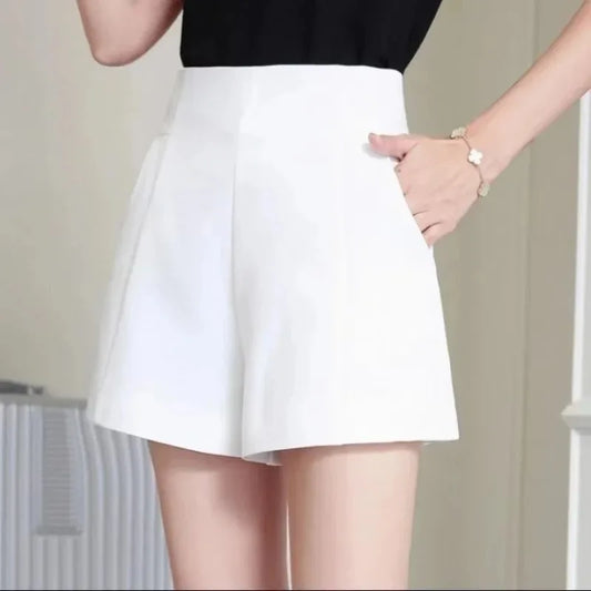 Senara Pure Line Shorts