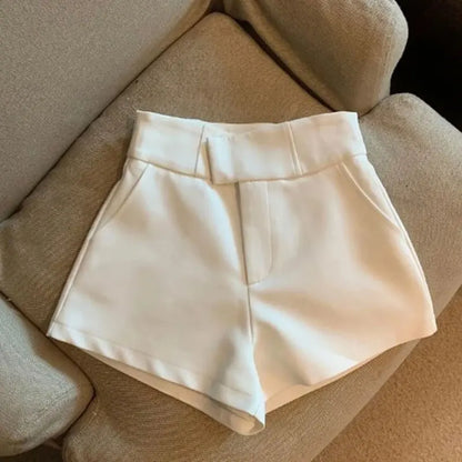 Senara Sleek Fit Shorts